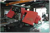 生地工場 切断機 名称：バンドソー 規格：アマダ製 HA-400 導入(2012年9月)